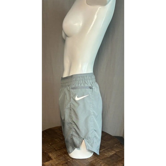 Nike Women's Grey Dri Fit Running Shorts Zip Pocket Size Xsmall - Picture 13 of 14